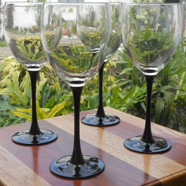 Vintage Luminarc Signature Black Stem Wine Glass Set, 16 oz