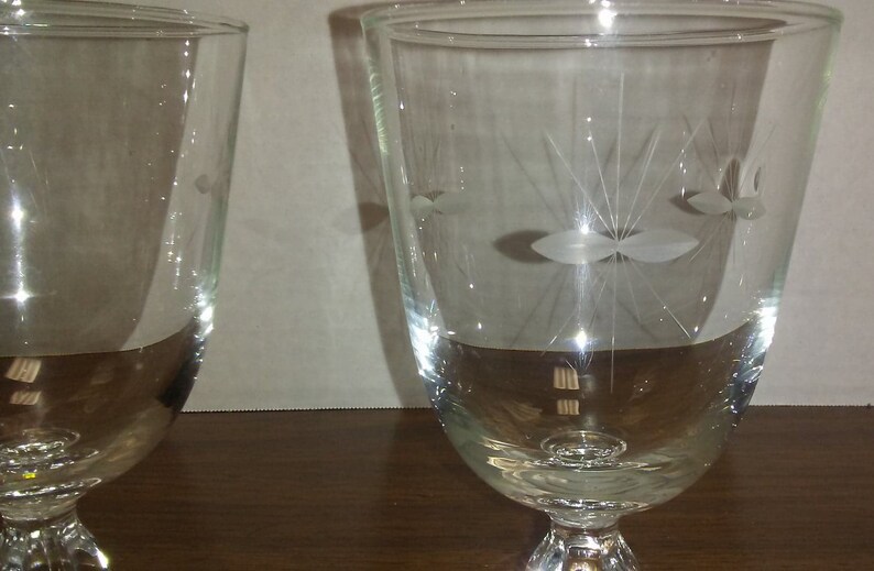 Set of 2 Glassware Vintage Etched Libbey Starglow Pattern Water GobletGlasses Barware Stemware