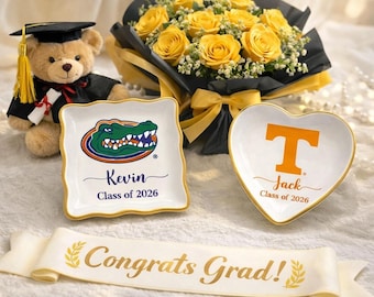 Personalized Graduation Ring Dish, Class of 2026 Jewelry dish for Graduation, College Grad Gift, Grad Party Favors, Graduation Gifts