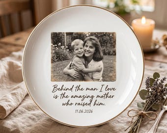 Photo Gifts for Mom Wedding Day, Custom Photo Wedding Ring Dish, Mother Of The Bride Jewelry Dish, Custom Jewelry Tray for Mom, MOB Gifts
