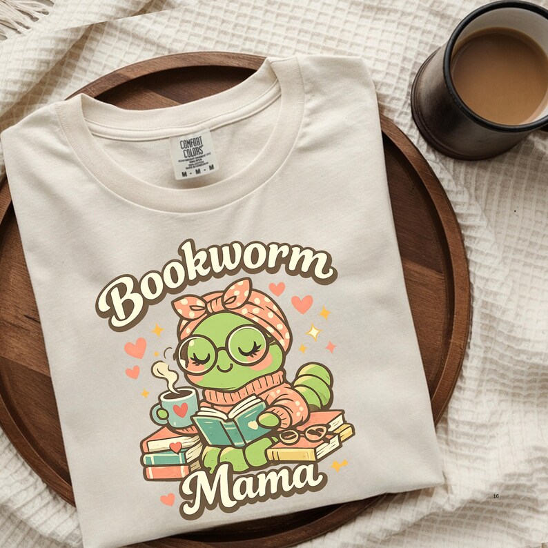 Bookworm Mama Shirt – Cute Reading Mom Tee | Mother’s Day Gift for Book Lover Mom, Cozy Reader Shirt afbeelding 1