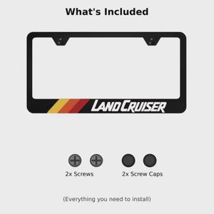 Puede incluir: Un juego de tres tazas de cerámica con un acabado mate moteado. Las tazas son de color crema, gris claro y gris oscuro. Cada taza tiene un diseño simple y minimalista y un asa redondeada.