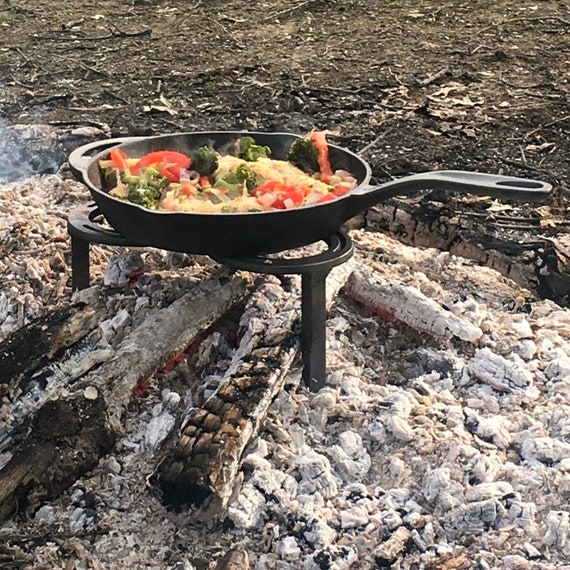 Dutch Oven CAMPING Stand 3 Legs up to 8 Tall Strong Center Ring