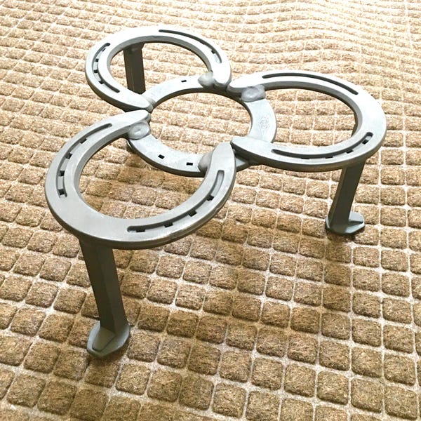 Support pour feu de camp robuste : barbecue à 3 pieds, capacité de 120 livres