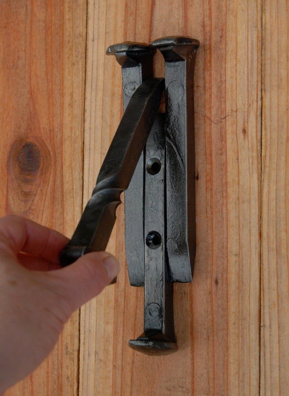 Railroad Spike Door Knocker With A Twist Or Straight Handle 2 Sizes Optional Engraving Door Entryway Home Decor 3 Finishes