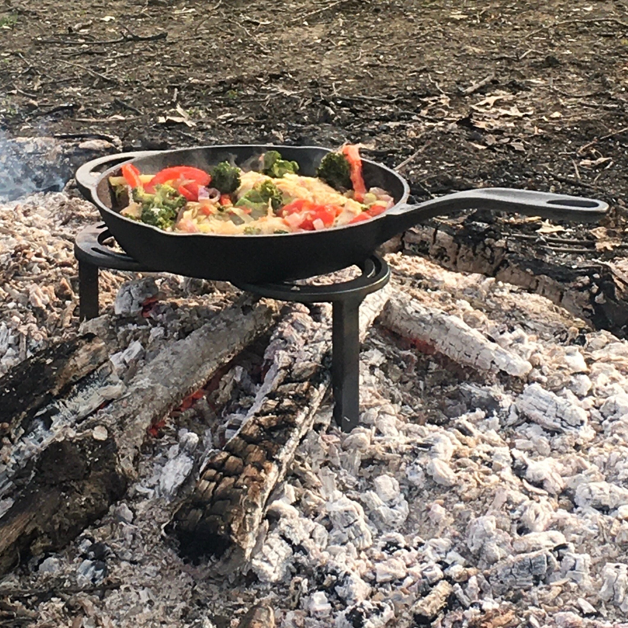 MFH campfire pot stand 3 legs lightweight adjustable outdoor cooking BBQ tripod