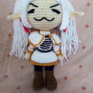 Handgemachte häkeln Elf Magier Puppen Set | Fantasy inspiriertes Amigurumi + handgezeichnetes Poster