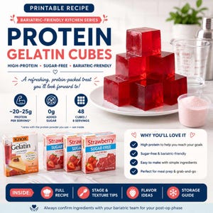 Könnte beinhalten: Eine druckbare Rezeptkarte für Protein-Götterspeise-Würfel mit einem Stapel roter Würfel auf einem weißen Teller, einem Messbecher, einer Portion Proteinpulver sowie Packungen mit Knox Gelatine und zuckerfreiem Erdbeer-Götterspeisepulver.