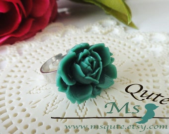 Romantic Garden Rose  Ring - emerald green