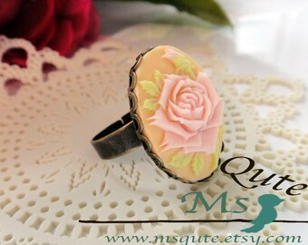 Romantic Rose Ring - creamy pink