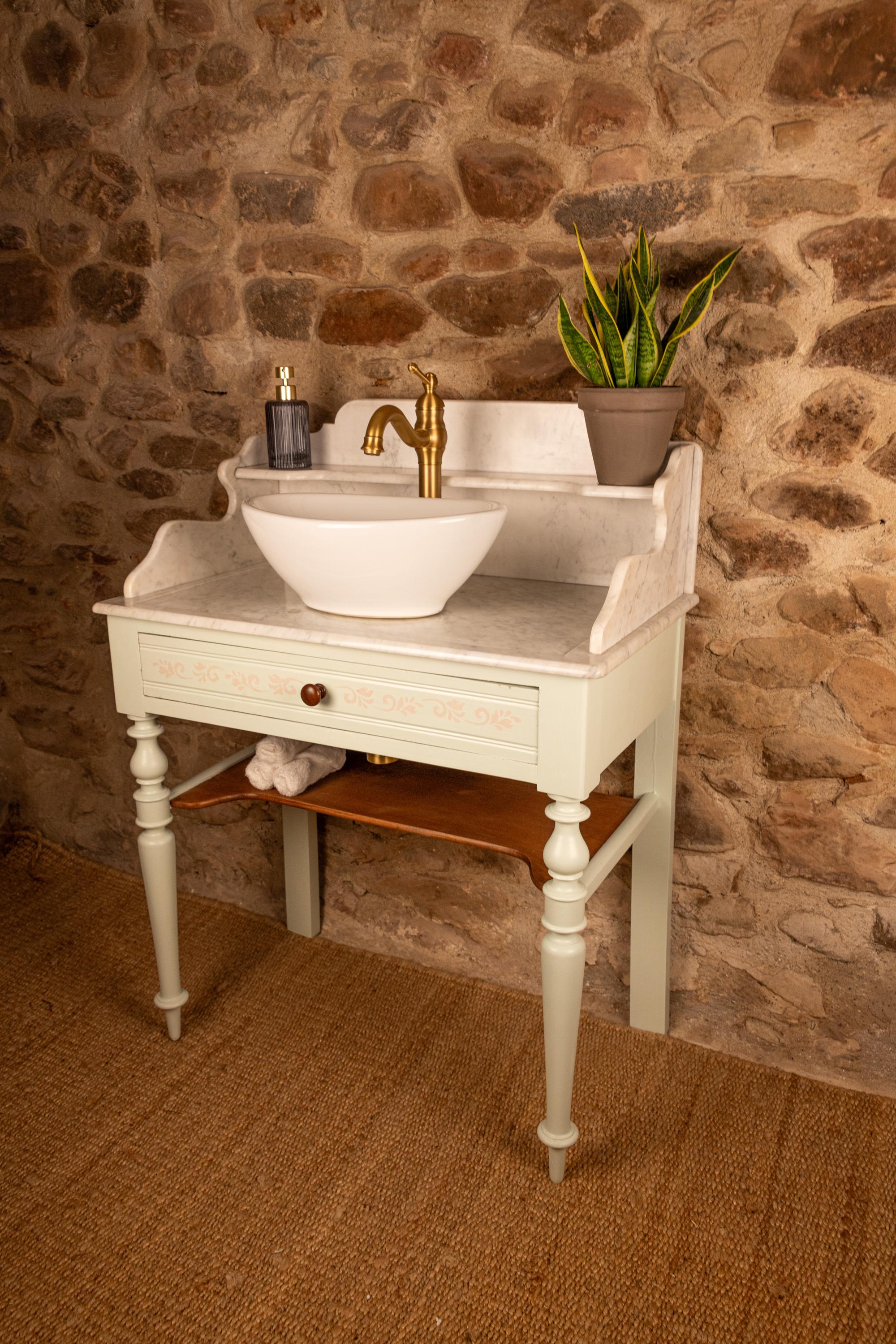 Meuble-lavabo Vintage En Cuir Avec 22 Pièces (compartiments) - Occasion - État à Vérifier