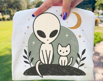 Cute Alien and Cat PNG | Retro Sci Fi Wall Art | Space Lover Gift | Printable Wall Decor | Digital Download | Minimalist Cosmic Art