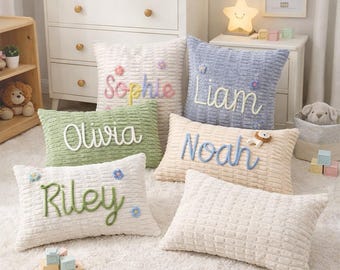 Coussin prénom personnalisé, oreiller bébé en velours côtelé, déco nursery, cadeau naissance personnalisé, coussin enfant