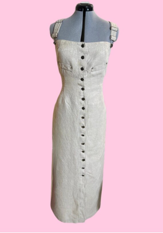 parasuco denim dress Italy. Vintage Low Rise Y2K Blue Legend Flare Jeans It has two front patch pockets Vintage Parasuco Linen Pinafore Dress