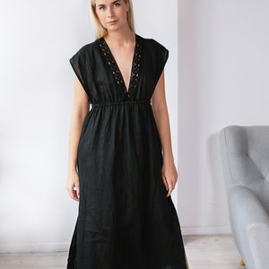 Linen night gown Antique in black