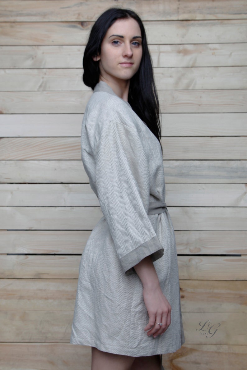 Linen natural short robe for her