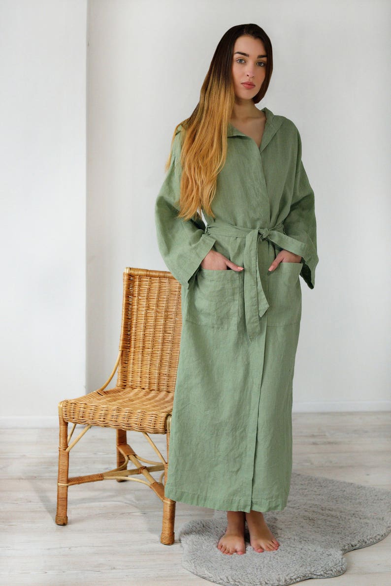 Linen luxurious bath robe