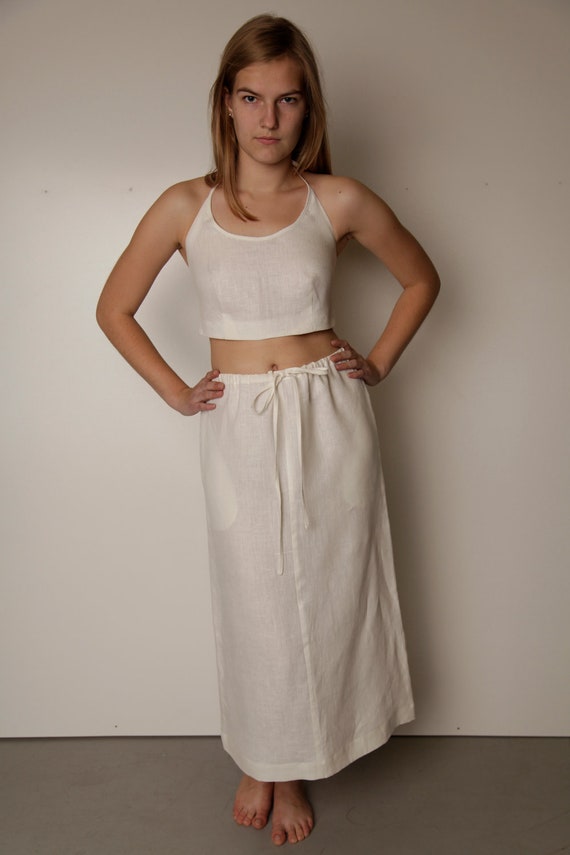 Midi skirt with shop pockets in the back