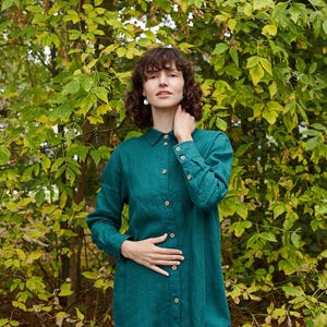 Linen shirt Elizabet classic with long sleeves