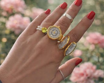 Gold Watch Ring – Adjustable Vintage Inspired Timepiece Jewelry Gold Vintage Finger Ring Watch, Adjustable Gold-tone Quartz  main image 4