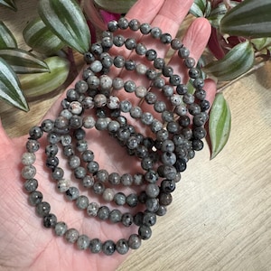 Natural Emberlite Bracelet - 7"-7.5" 4mm Emberlite UV Glows a Vibrant Orange / Positive Energy & Harmony / Throat Chakra / Personal Growth