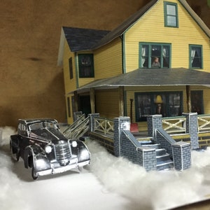 House from &quot;A Christmas Story&quot; Diorama