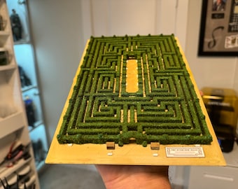 1:6 Scale Overlook Hotel Maze Model from “The Shining”