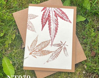 Tarjeta con estampado de hoja de cannabis roja - Tarjeta en blanco - Papelería