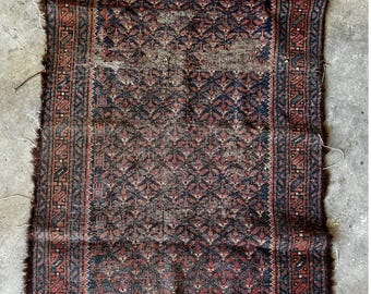Antique Geometric Persian Baluch Rug c.1900 Nomadic Tribe Small Area Rug 30x48