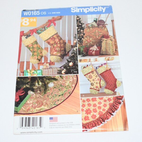 Simplicity Pattern 1577/W0165 Holiday Decorating - Stocking, Treeskirt, Gift Bag - UNCUT - Christmas - Home Decor - Year 2013