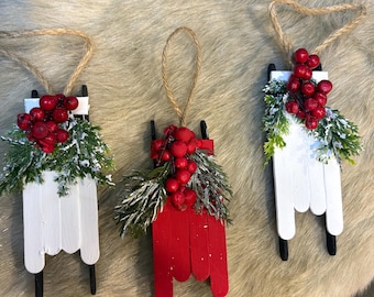Decorative Christmas sleighs – Handmade ornaments