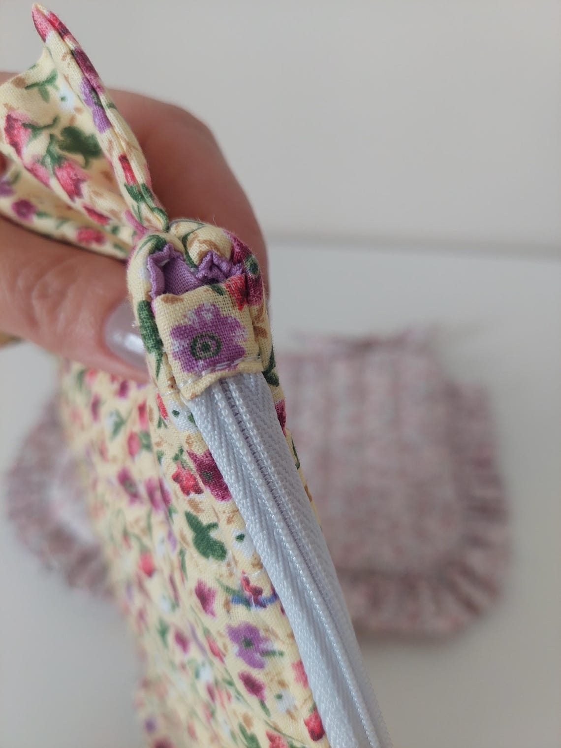 Quilted Ruffle Pouch Bag Sewing Pattern - Zipper Makeup Bag Pdf ...