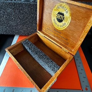 Wood storage box for 2X2 Mylar and flip collector coin holders. Tarnish protected, converted Ashton Magnum cigar box. Sweet!