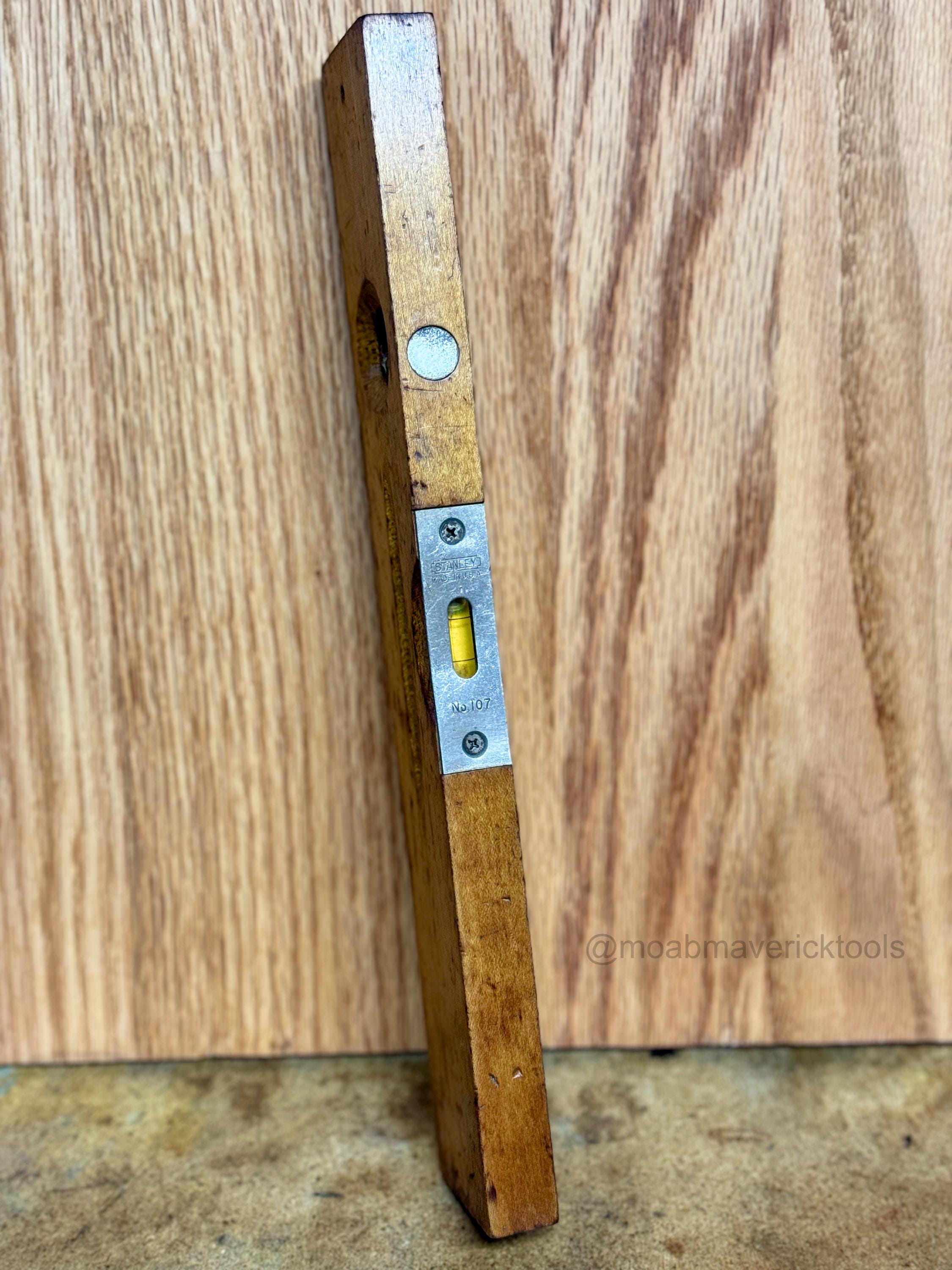 Vintage Stanley No. 107 12” wooden level – USA-made carpenter’s spirit level & shop decor