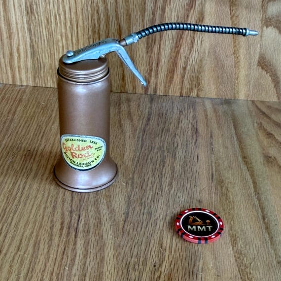 Vintage Golden Rod Oil Can Model 606 – Dutton Lainson Flexible Spout Oiler – Made in USA Garage Tool Decor