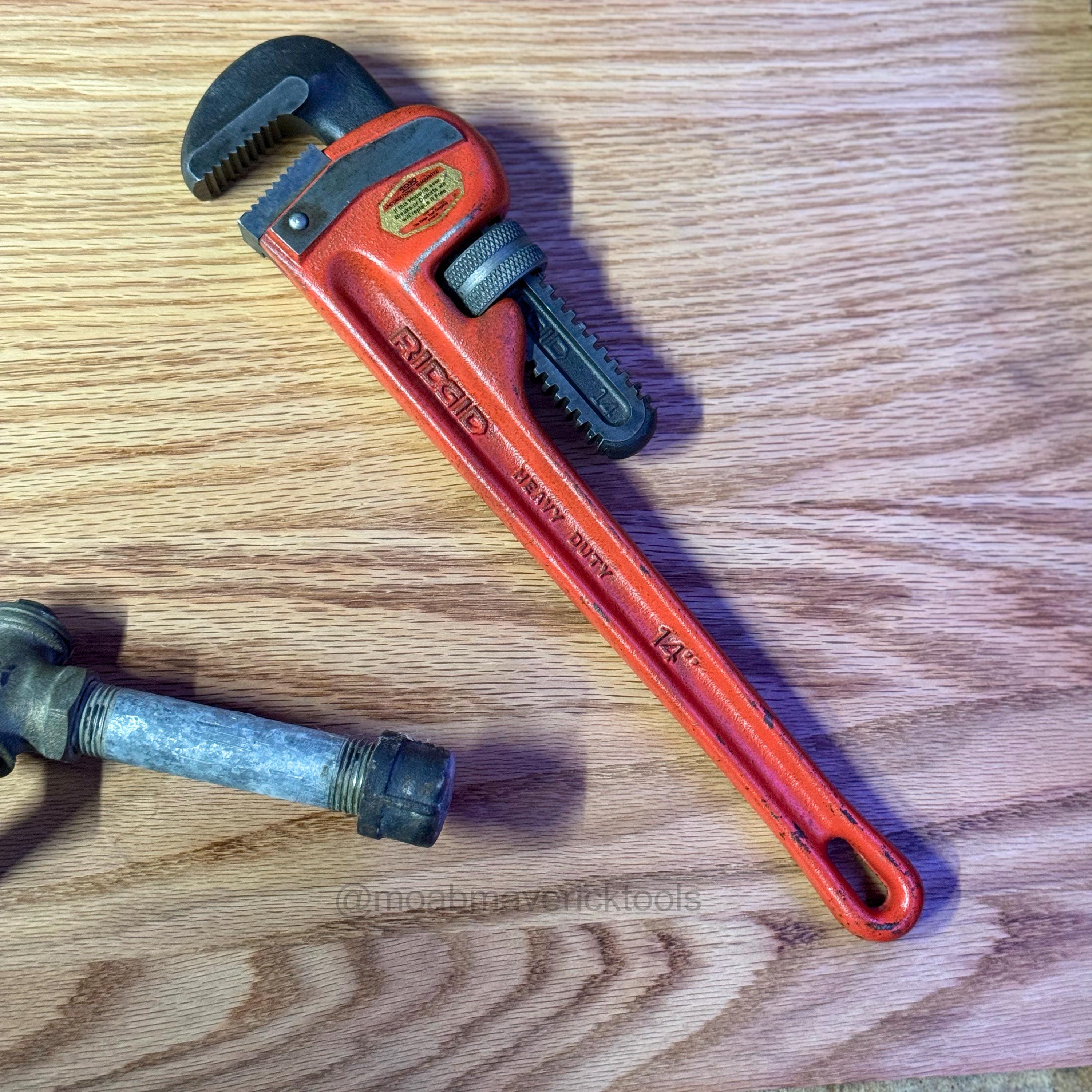 Vintage RIDGID 14" heavy duty pipe wrench – USA made straight plumber’s wrench, restored & ready to work