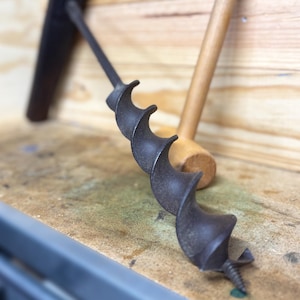 Vintage Timber Auger T-Handle Hand Drill – Large Wood Boring Bit – Barn Beam / Farmhouse Decor