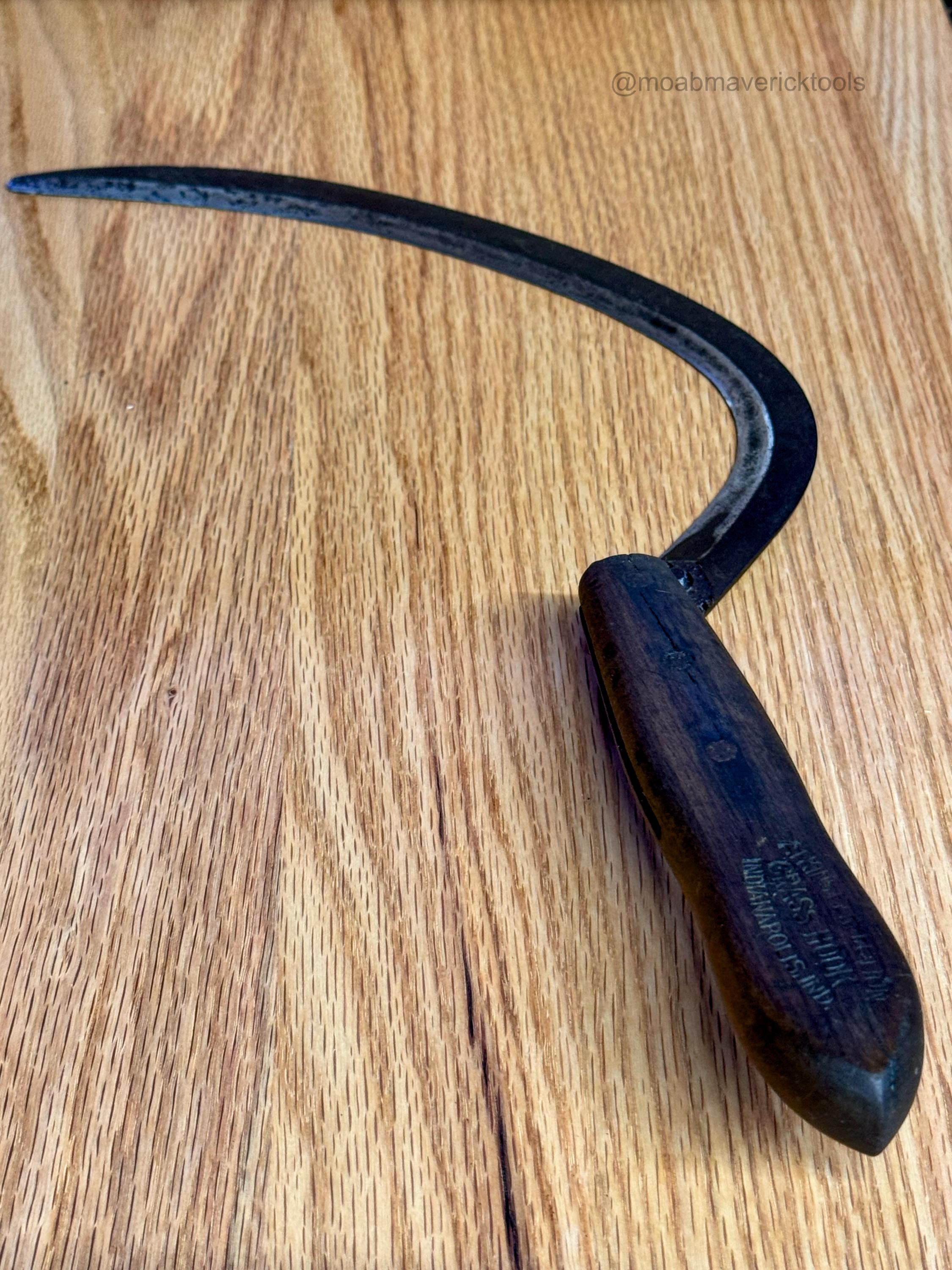 Vintage grass hook – Atkins “Perfection” hand sickle with offset handle, 1920s farm & garden decor