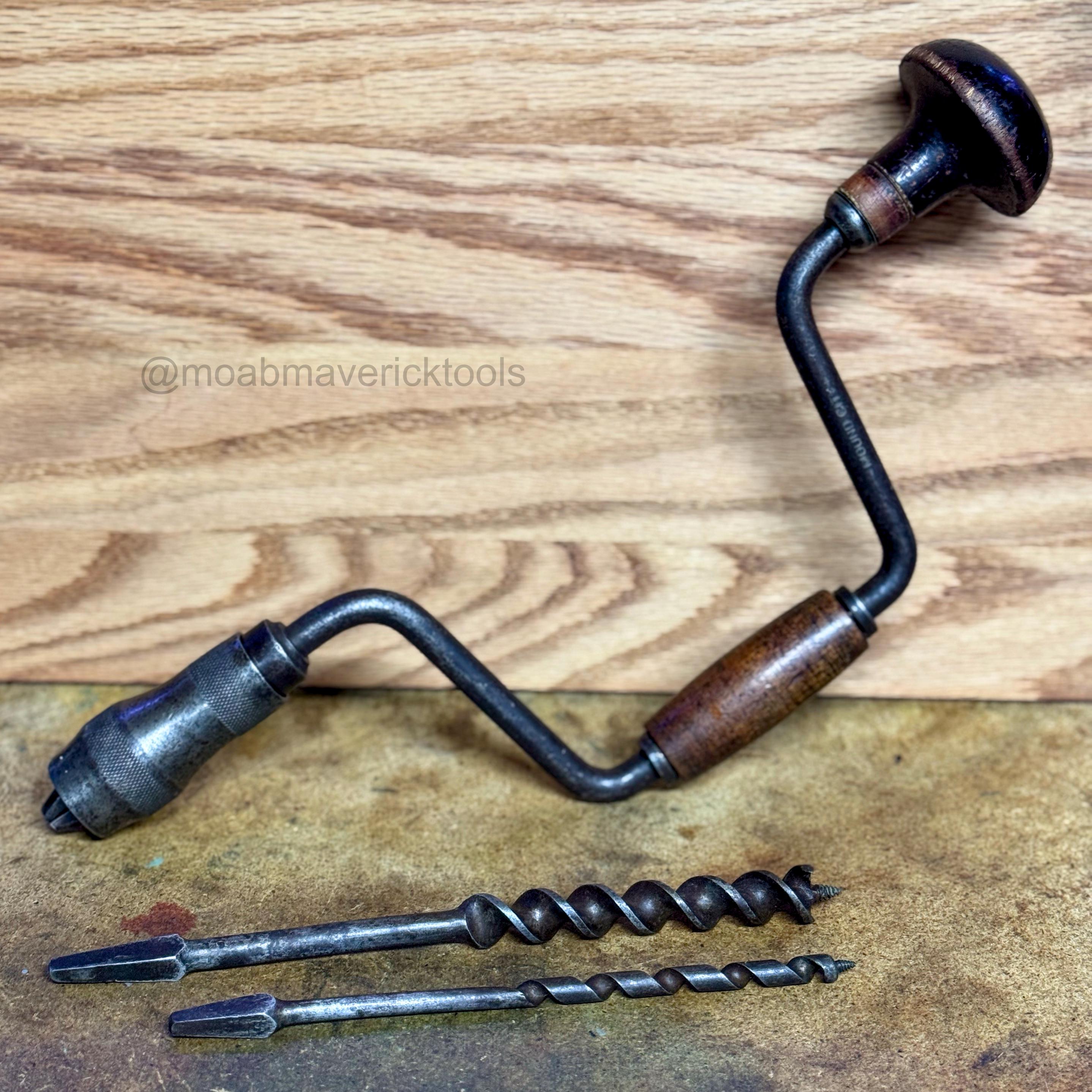 Vintage Mound City MC 8 Bit Brace w/ Auger Bits – Non-Ratcheting Hand Drill, St. Louis