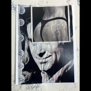 Puede incluir: Collage en blanco y negro con un retrato y una figura en tanga. Las palabras "They Them" se repiten en pegatinas circulares en el lado izquierdo de la imagen.