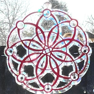 Luz de ventana arcoíris de geometría sagrada - Prismwork n.° 1 - Arte de sombras y prismas activados por el sol