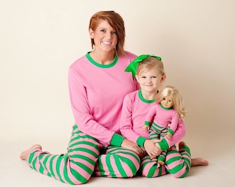 Matching Mommy & Me Pajamas ~ Mom and Daughter PJs ~ FREE Personalization ~ Quick Shipping ~ Pink and Green Personalized Pajamas