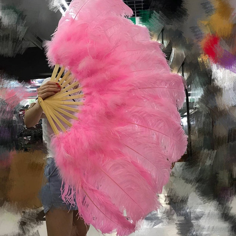 32X18inch80X45cm Large ostrich Feather Fan,Burlesque Dance ostrich feather fan,wedding ostrich feather fan light pink