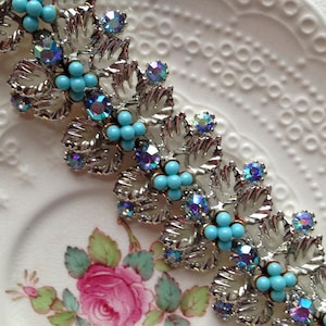 Rare 1958 Signed © Coro articulated Blue Statement Bracelet – Aurora Borealis Rhinestones
