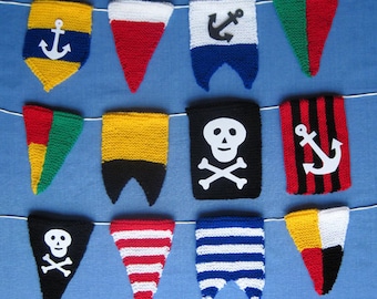 Pirate Bunting Flags knitting pattern - boat pennants - PDF Instant Download