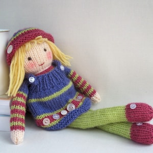 Betsy Button toy doll knitting pattern PDF Instant Download image 3