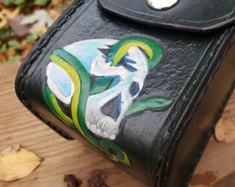 Leder MTG Deck Box: Schädel - Handgefertigte Hülle für 100 Karten mit Schutzhülle