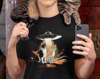 Two Cats UFO Shirt | Funny Alien Abduction Cat Tee | Retro Space Cat