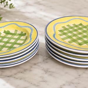 CALECA Italian Hand Painted Pottery Dinnerware Set – 10 Pieces | Vintage Yellow Plaid Plates & Bowls | Made in Italy Ceramic Tableware