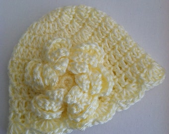 Cream Crochet Baby Hat with Flower and Ruffle, Crochet Baby Hat, Newborn Hat, Baby Hat, Cream Hat, Hat with Flower, Baby Girl Hat, Baptism